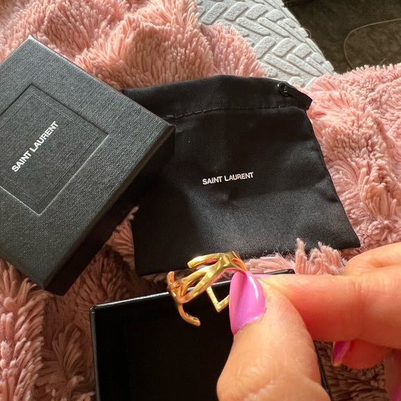 YSL OPYUM TWIST RING IN METAL. GOLD. SIZE 6 - Picture 4 of 6